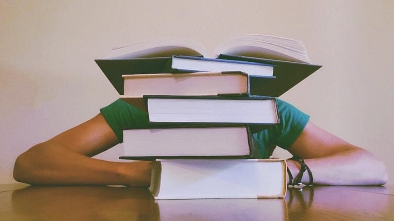 Autoestudio y soporte son la clave para mejorar notas de estudiantes