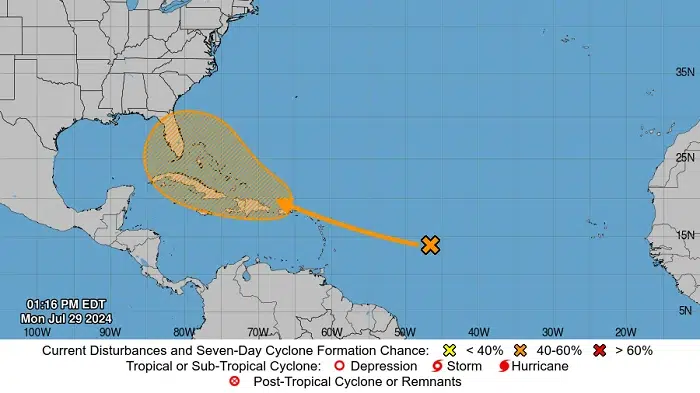 El NHC monitorea zona de mal tiempo en el Atlántico Central con posibilidad de desarrollo tropical
