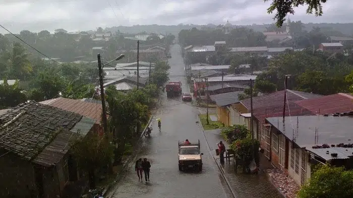 Dos ondas tropicales ingresarán esta semana al territorio nacional
